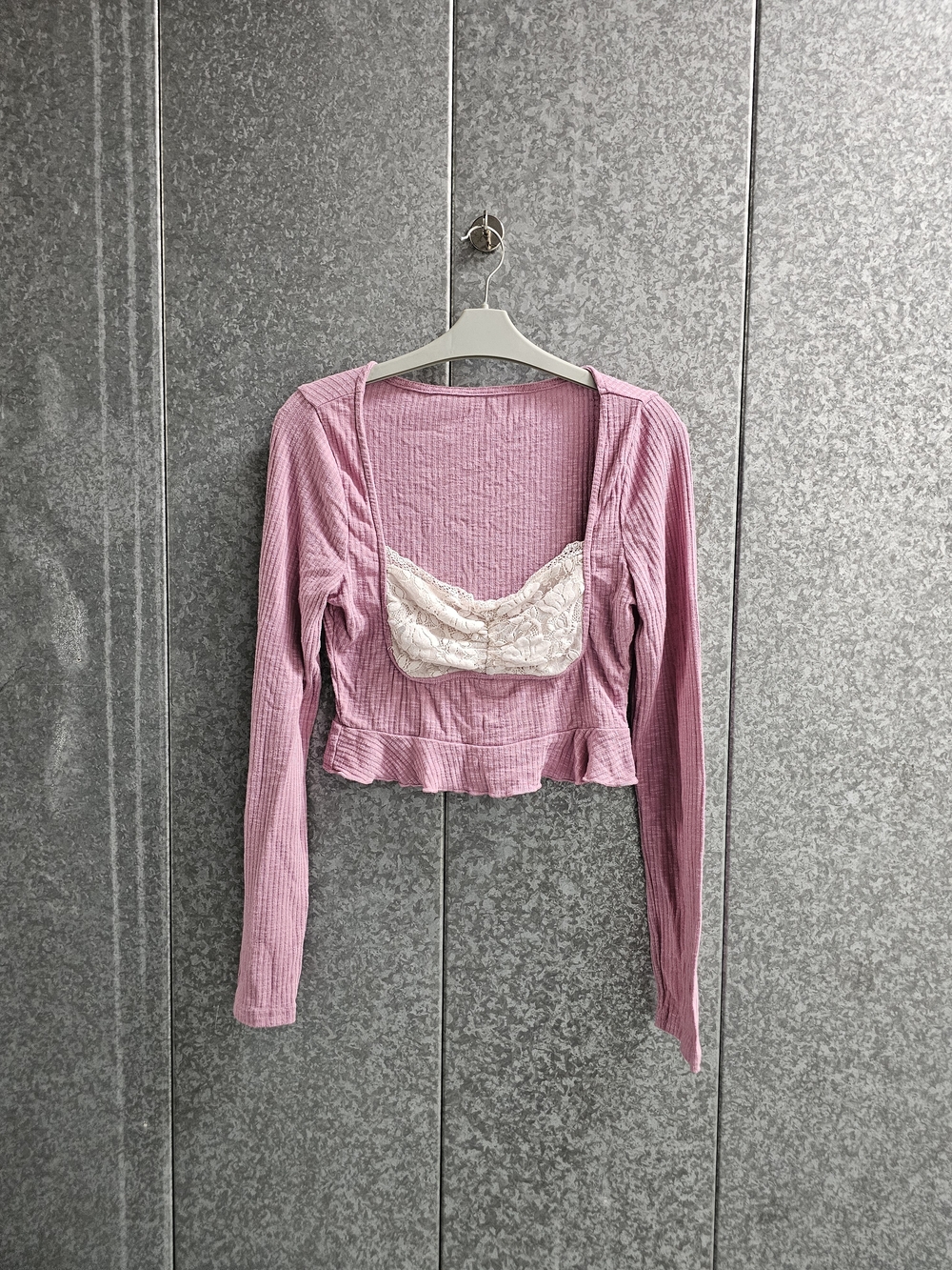 Pink Ribbed Long-Sleeve Crop Top with Lace Insert